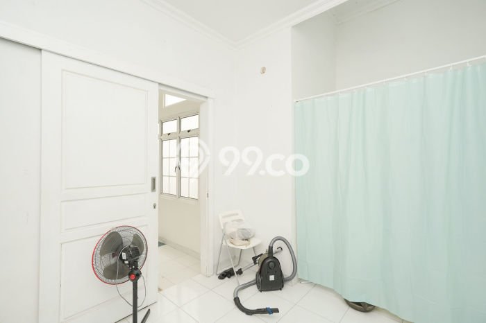 Rumah Modern 4 KT di Cibubur Jakarta Timur Rumah Modern 4 KT di Cibubur Jakarta Timur