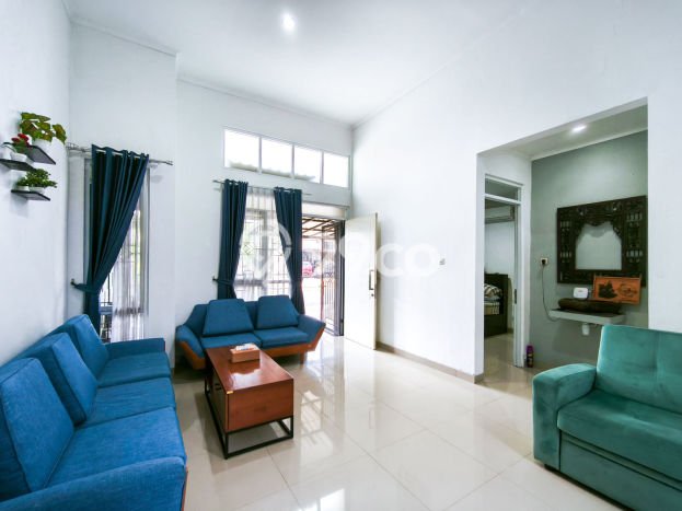 Jual Rumah Eksklusif 2 KT di Kota Wisata, Bogor Jual Rumah Eksklusif 2 KT di Kota Wisata, Bogor