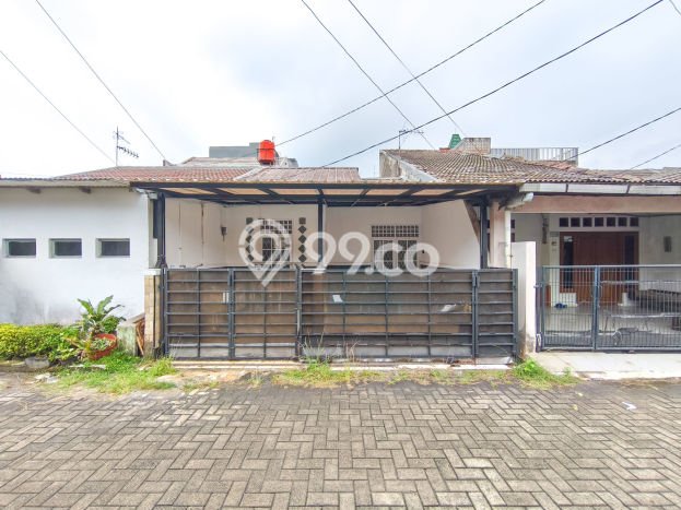 Dijual Rumah Strategis Bagus Punya 2 KT di Serpong Tangerang Selatan SHM Dijual Rumah Strategis Bagus Punya 2 KT di Serpong Tangerang Selatan SHM