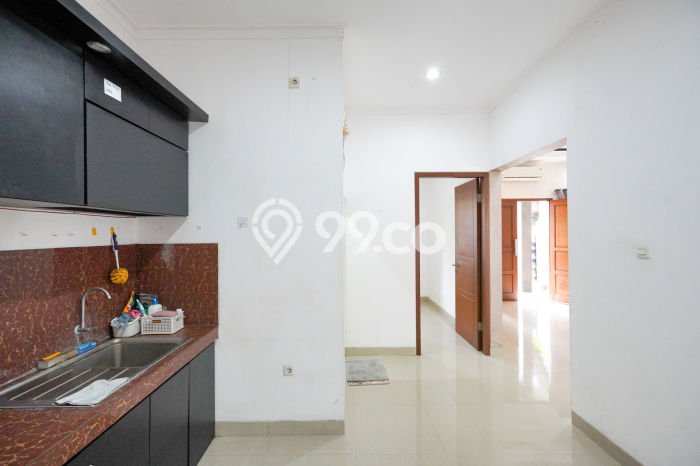 Dijual Cepat Rumah Favorit Siap Huni LB 70m2 di Ciracas, Jakarta Timur Dijual Cepat Rumah Favorit Siap Huni LB 70m2 di Ciracas, Jakarta Timur