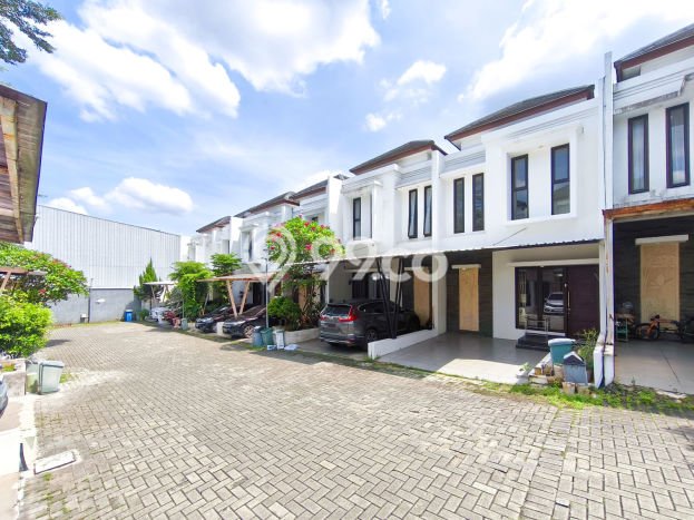 Dijual Rumah 3 Kamar Lokasi Ideal Bagus dan Strategis di Ciputat Dijual Rumah 3 Kamar Lokasi Ideal Bagus dan Strategis di Ciputat