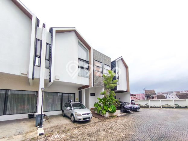 Rumah Modern Cantik 5 KT Bisa Langsung Pindah di Ciputat Rumah Modern Cantik 5 KT Bisa Langsung Pindah di Ciputat