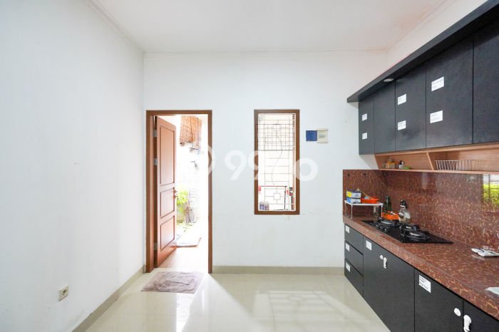 Dijual Cepat Rumah Favorit Siap Huni LB 70m2 di Ciracas, Jakarta Timur Dijual Cepat Rumah Favorit Siap Huni LB 70m2 di Ciracas, Jakarta Timur