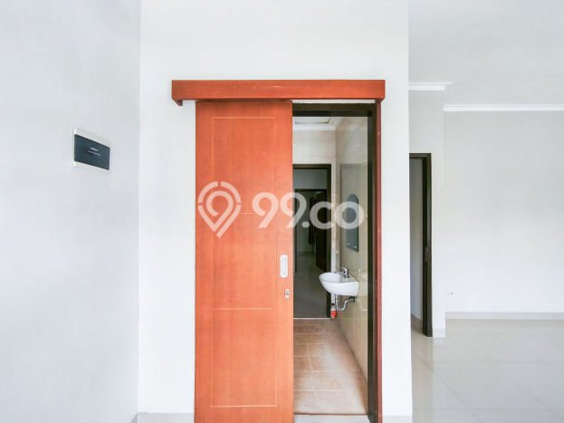 Rumah Modern Minimalis 5 Kamar Bisa Langsung Pindah di Cinere Rumah Modern Minimalis 5 Kamar Bisa Langsung Pindah di Cinere