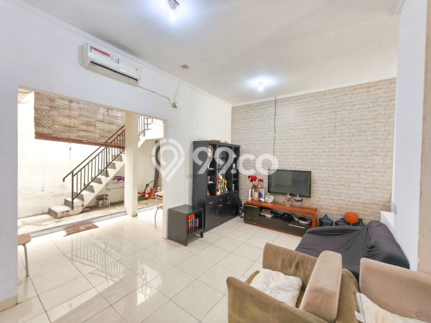 Hunian Cantik Modern Lb 120m2 di Serpong, Tangerang Selatan Hunian Cantik Modern Lb 120m2 di Serpong, Tangerang Selatan