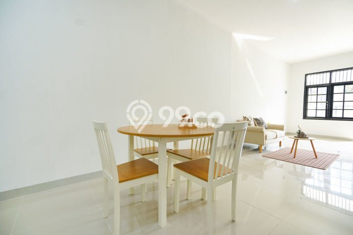 Rumah lokasi Bintaro, Tangerang Selatan, Luas 112m² LB 72m² Rumah lokasi Bintaro, Tangerang Selatan, Luas 112m² LB 72m²