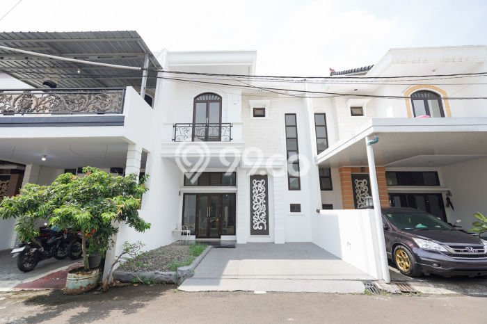 Jual Rumah Eksklusif 4 KT di Cibubur, Jakarta Timur Jual Rumah Eksklusif 4 KT di Cibubur, Jakarta Timur