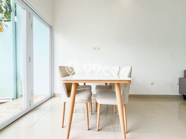 Jual Rumah Strategis Bagus Punya 3 KT di Cinere Depok SHM Jual Rumah Strategis Bagus Punya 3 KT di Cinere Depok SHM