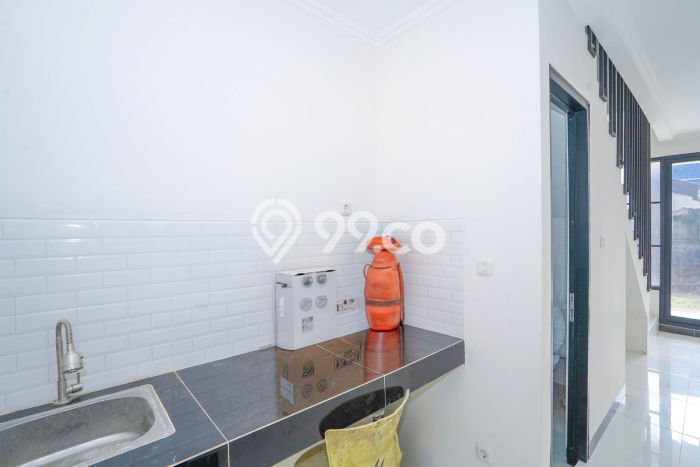 Jual Rumah Minimalis Bagus Punya 2 KT di Ciracas Jakarta Timur SHM Jual Rumah Minimalis Bagus Punya 2 KT di Ciracas Jakarta Timur SHM