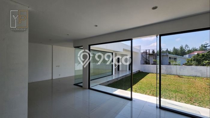 For Sale! Luxury House LT 277m2 Desain Modern di Sentul City For Sale! Luxury House LT 277m2 Desain Modern di Sentul City