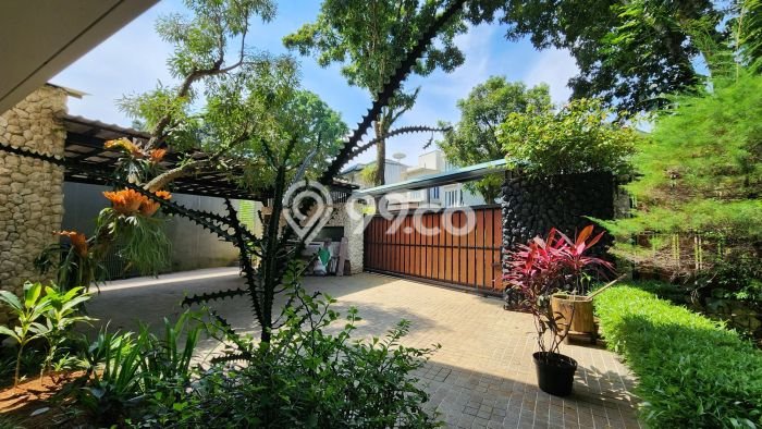 Dijual Rumah Mewah Elegan Dengan View Cantik di Sentul City, Bogor Dijual Rumah Mewah Elegan Dengan View Cantik di Sentul City, Bogor