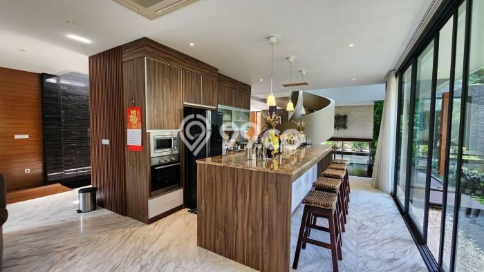 Dijual Rumah Mewah Elegan Dengan View Cantik di Sentul City, Bogor Dijual Rumah Mewah Elegan Dengan View Cantik di Sentul City, Bogor