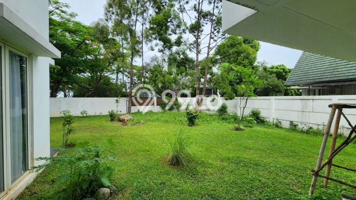 Rumah Mewah LB 200m2 Siap Pakai Desain Elegan di Sentul City, Bogor Rumah Mewah LB 200m2 Siap Pakai Desain Elegan di Sentul City, Bogor