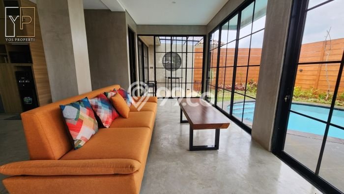 Ready to Use! Premium House LT 351m2 Desain Modern di Sentul City Ready to Use! Premium House LT 351m2 Desain Modern di Sentul City