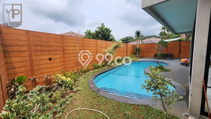 Ready to Use! Premium House LT 351m2 Desain Modern di Sentul City Ready to Use! Premium House LT 351m2 Desain Modern di Sentul City
