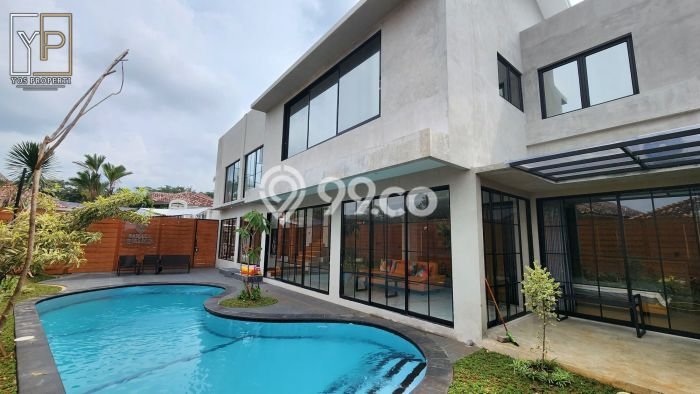 Ready to Use! Premium House LT 351m2 Desain Modern di Sentul City Ready to Use! Premium House LT 351m2 Desain Modern di Sentul City