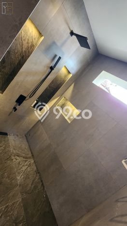 Ready to Use! Premium House LT 351m2 Desain Modern di Sentul City Ready to Use! Premium House LT 351m2 Desain Modern di Sentul City