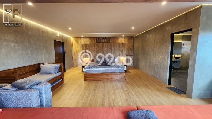 Ready to Use! Premium House LT 351m2 Desain Modern di Sentul City Ready to Use! Premium House LT 351m2 Desain Modern di Sentul City