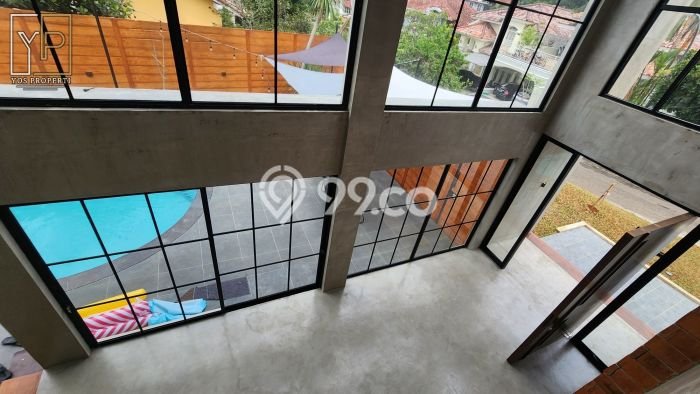 Ready to Use! Premium House LT 351m2 Desain Modern di Sentul City Ready to Use! Premium House LT 351m2 Desain Modern di Sentul City
