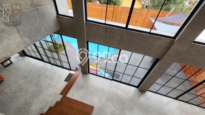Ready to Use! Premium House LT 351m2 Desain Modern di Sentul City Ready to Use! Premium House LT 351m2 Desain Modern di Sentul City