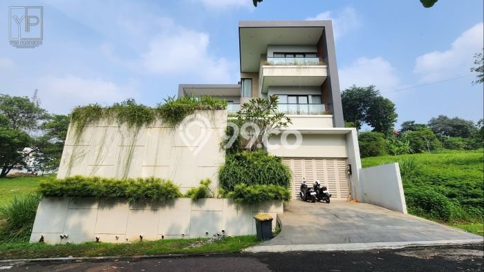 Ready to Use! Premium House LT 570m2 Desain Modern di Sentul City Ready to Use! Premium House LT 570m2 Desain Modern di Sentul City