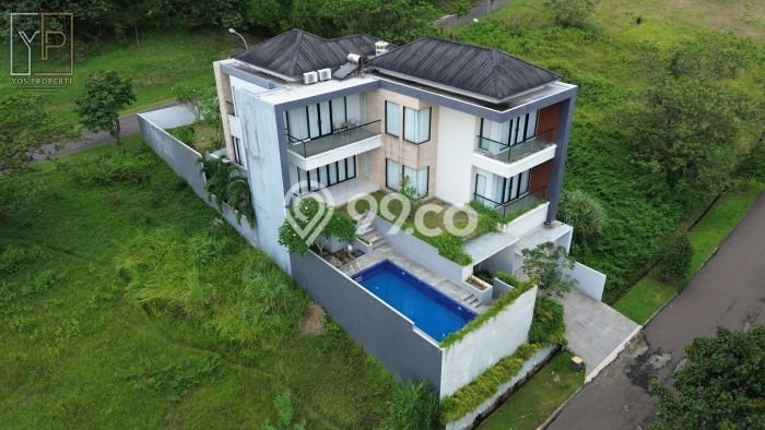 Ready to Use! Premium House LT 570m2 Desain Modern di Sentul City Ready to Use! Premium House LT 570m2 Desain Modern di Sentul City