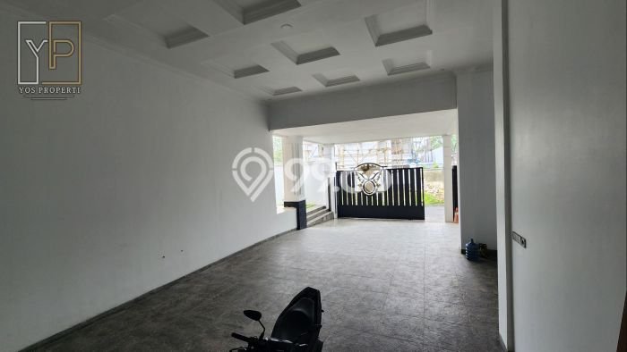 For Sale! Premium House LT 588m2 Desain Modern di Sentul City For Sale! Premium House LT 588m2 Desain Modern di Sentul City