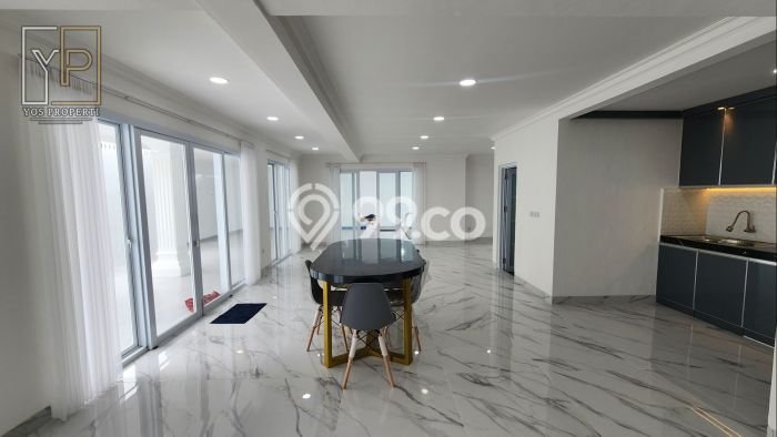 For Sale! Premium House LT 344m2 Desain Elegan di Sentul City For Sale! Premium House LT 344m2 Desain Elegan di Sentul City