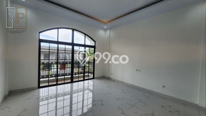 Jual Rumah Luas Elegan Dengan View Cantik di Sentul City, Bogor Jual Rumah Luas Elegan Dengan View Cantik di Sentul City, Bogor