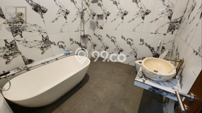 For Sale! Premium House LT 588m2 Desain Modern di Sentul City For Sale! Premium House LT 588m2 Desain Modern di Sentul City