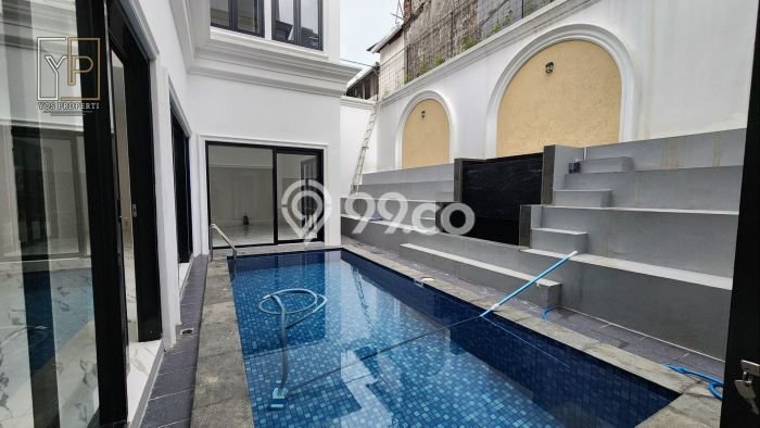 Rumah Mewah LB 250m2 Siap Pakai Desain Elegan di Sentul City, Bogor Rumah Mewah LB 250m2 Siap Pakai Desain Elegan di Sentul City, Bogor