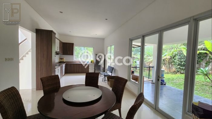 Ready to Use! Luxury House LT 754m2 Desain Elegan di Sentul City Ready to Use! Luxury House LT 754m2 Desain Elegan di Sentul City