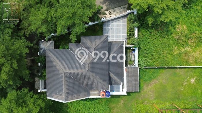Rumah Luxury Modern Siap Huni di Sentul City Bogor Rumah Luxury Modern Siap Huni di Sentul City Bogor