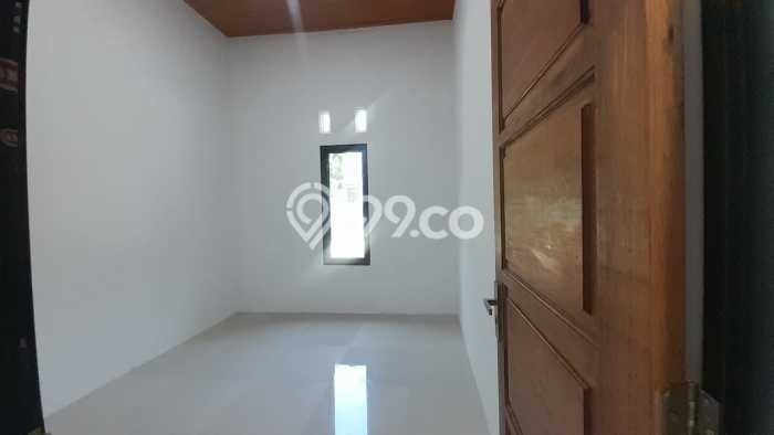 Dijual Rumah Strategis Bagus Punya 2 KT di Jatisampurna Bekasi SHM Dijual Rumah Strategis Bagus Punya 2 KT di Jatisampurna Bekasi SHM