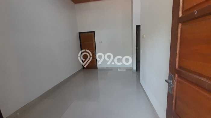 Dijual Rumah Strategis Bagus Punya 2 KT di Jatisampurna Bekasi SHM Dijual Rumah Strategis Bagus Punya 2 KT di Jatisampurna Bekasi SHM