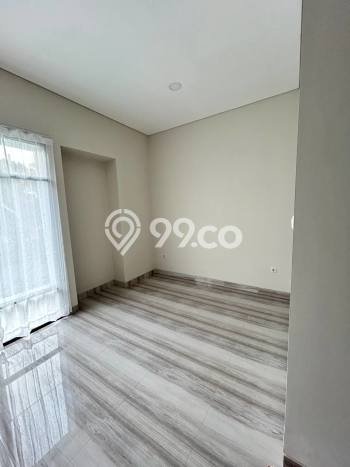 Rumah Eksklusif Dijual LT 180m2 di Duren Sawit, Jakarta Timur Rumah Eksklusif Dijual LT 180m2 di Duren Sawit, Jakarta Timur