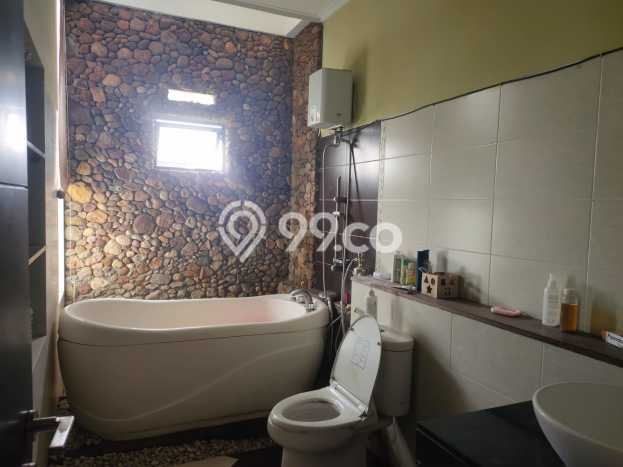 Ready to Use! Luxury House LT 378m2 Desain Modern di Geger Kalong Ready to Use! Luxury House LT 378m2 Desain Modern di Geger Kalong