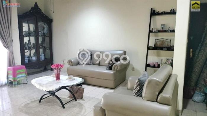 Siap Huni Hunian Elit 6 Kamar di Kramat Jati Dekat ke Mana Pun Siap Huni Hunian Elit 6 Kamar di Kramat Jati Dekat ke Mana Pun