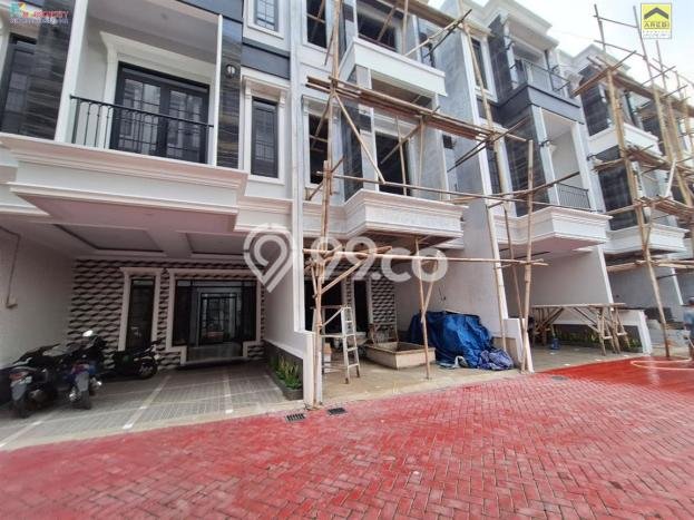 Jual Rumah Favorit Siap Huni LB 130m2 di Jagakarsa, Jakarta Selatan Jual Rumah Favorit Siap Huni LB 130m2 di Jagakarsa, Jakarta Selatan