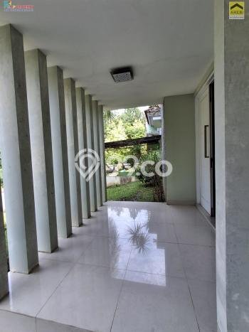 Rumah Mewah LB 180m2 Siap Huni Desain Elegan di Sentul City, Bogor Rumah Mewah LB 180m2 Siap Huni Desain Elegan di Sentul City, Bogor