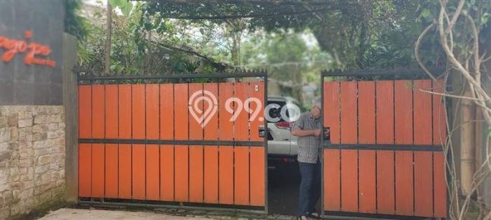 Vila di Lembang, Ukuran 3080m2m², Akses ke transportasi publik Vila di Lembang, Ukuran 3080m2m², Akses ke transportasi publik