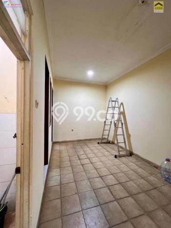 Dijual Rumah Luas Elegan Dengan View Eksklusif di Cikunir, Bekasi Dijual Rumah Luas Elegan Dengan View Eksklusif di Cikunir, Bekasi
