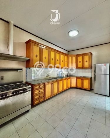 Rumah sewa siap pakai 4 KT di Kemang, Jakarta Selatan Rumah sewa siap pakai 4 KT di Kemang, Jakarta Selatan