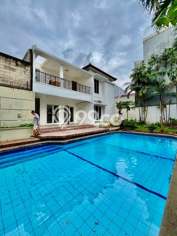 Rumah sewa siap huni 4 KT di Kemang, Jakarta Selatan Rumah sewa siap huni 4 KT di Kemang, Jakarta Selatan