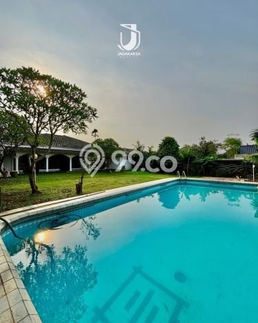 Rumah sewa siap pakai 4 KT di Kemang, Jakarta Selatan Rumah sewa siap pakai 4 KT di Kemang, Jakarta Selatan