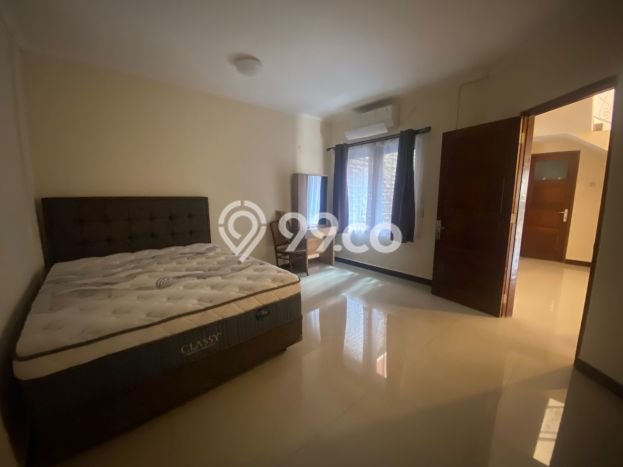 Rumah Elit Modern Tanpa Renovasi di Kota Wisata Bogor Rumah Elit Modern Tanpa Renovasi di Kota Wisata Bogor