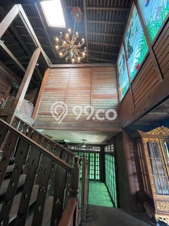 Ready to Use! Premium House LT 840m2 Desain Elegan di Cibubur Ready to Use! Premium House LT 840m2 Desain Elegan di Cibubur