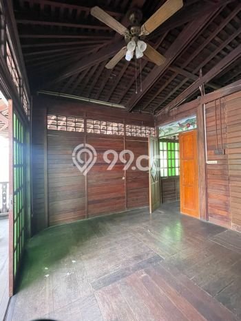 Ready to Use! Premium House LT 840m2 Desain Elegan di Cibubur Ready to Use! Premium House LT 840m2 Desain Elegan di Cibubur