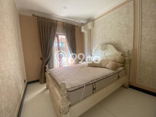 Rumah Luxury Modern Siap Huni di Cibubur Jakarta Timur Rumah Luxury Modern Siap Huni di Cibubur Jakarta Timur