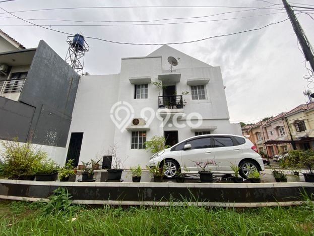 Rumah Luxury Modern Siap Huni di Cibubur Jakarta Timur Rumah Luxury Modern Siap Huni di Cibubur Jakarta Timur